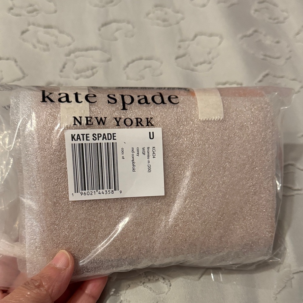 Kate Spade Light Pink Wallet